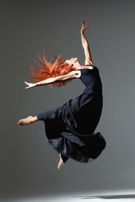 Read Online Graceful Woman Dancing: Modern Dance Journal: 150 Page Lined Notebook/Diary -  file in PDF